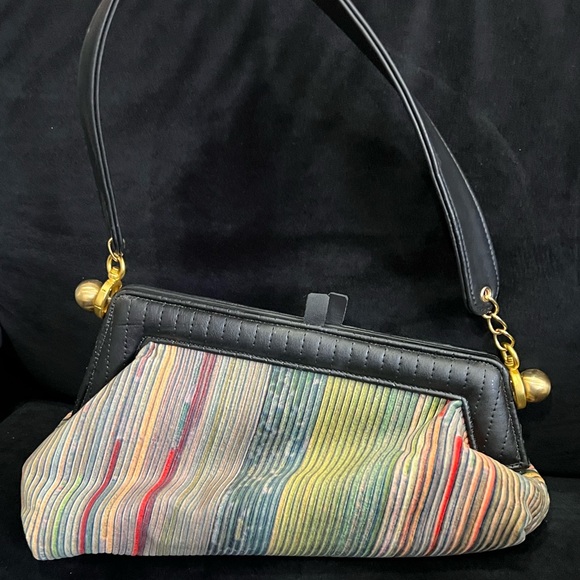 Kooreloo Handbag - Picture 3 of 4